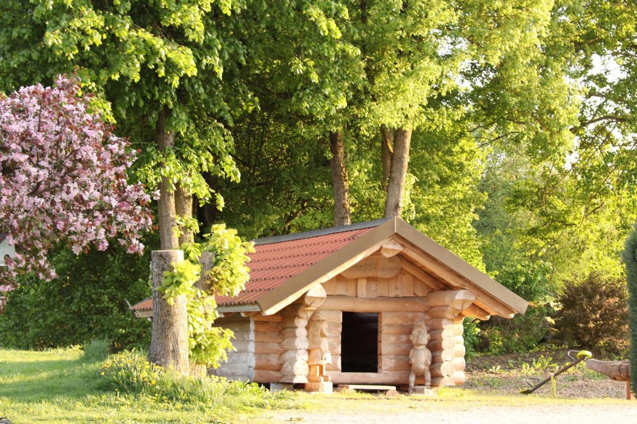 Heumanns Blockhaeuser Am Wald Hotel Pottenstein Eksteriør billede